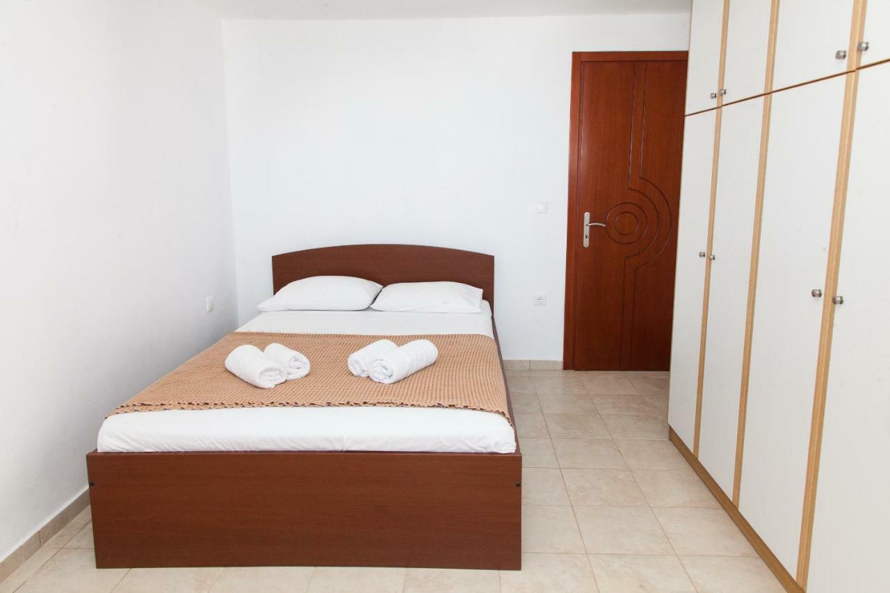 Karthean Villas Ioulis Екстериор снимка